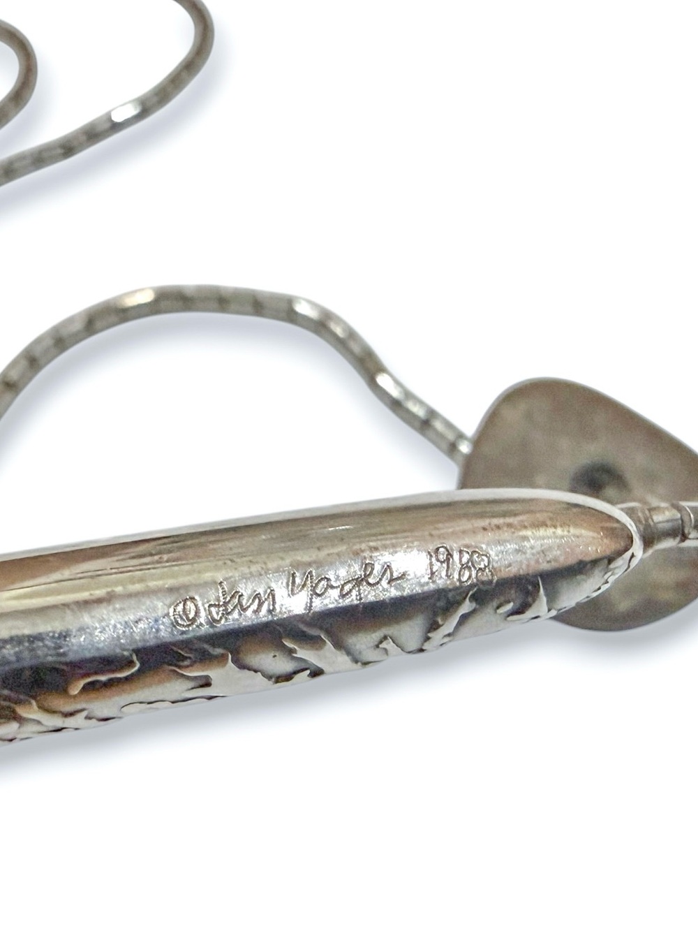 Jan Yager Unique Sterling Modernist Pillow Style Necklace with Stone Accent - Picture 16 of 16